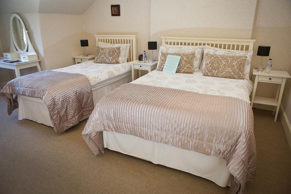 4Kt Guest House Единбург Екстериор снимка