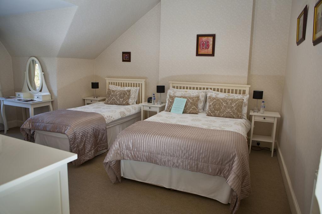 4Kt Guest House Единбург Екстериор снимка