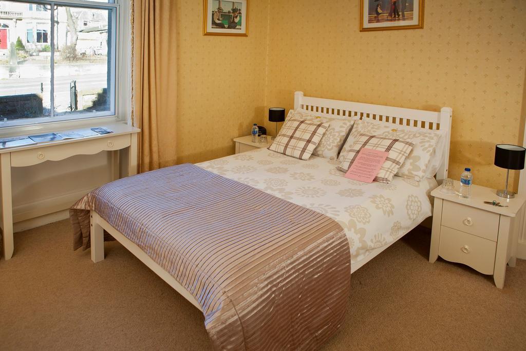 4Kt Guest House Единбург Екстериор снимка